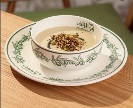 شوربة قرنبيط مع غرانولا زعتر - Image 1