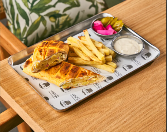 لفة بطاطا مقلية - Image 1